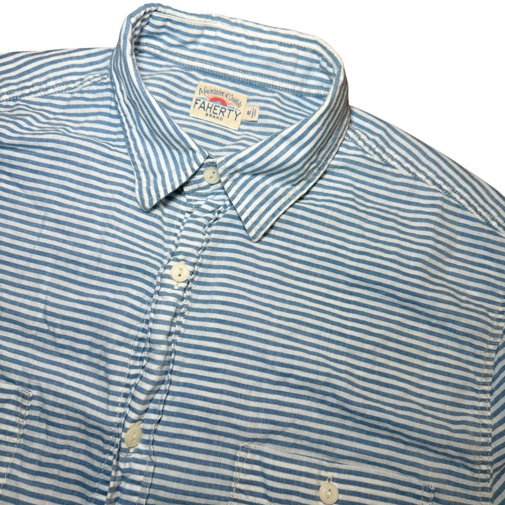 Faherty Mens Medium Blue White Striped Short Sleeve Button Down Shirt Nautical